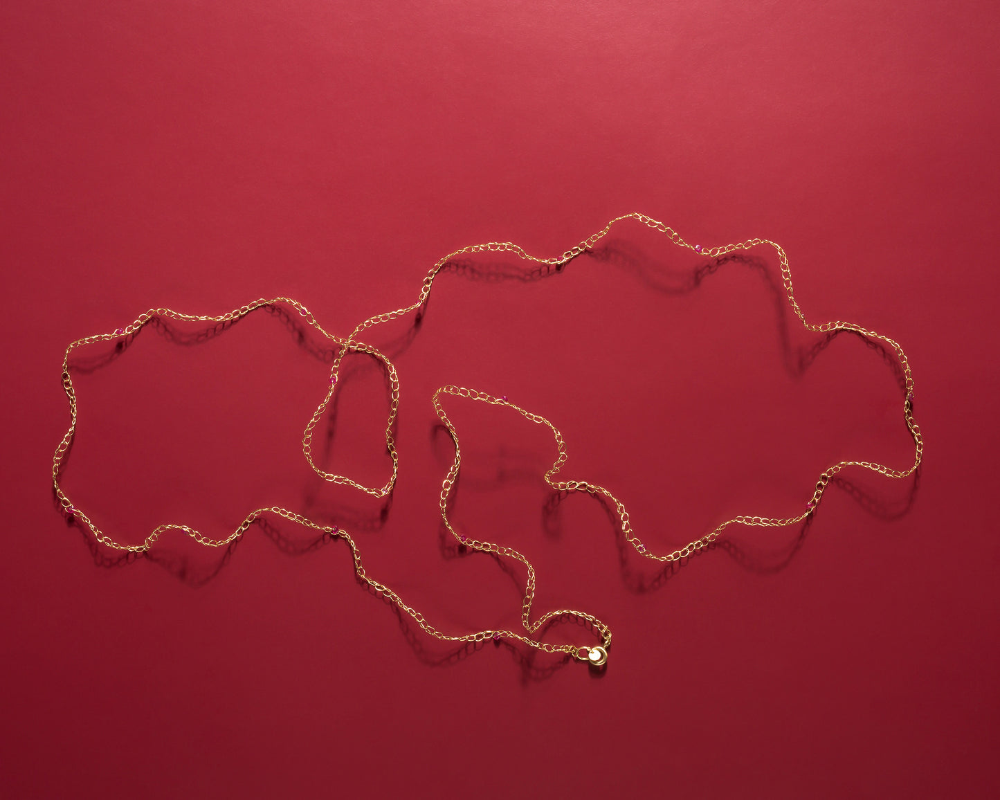 18KT Yellow Gold necklace with rubies – Medusa