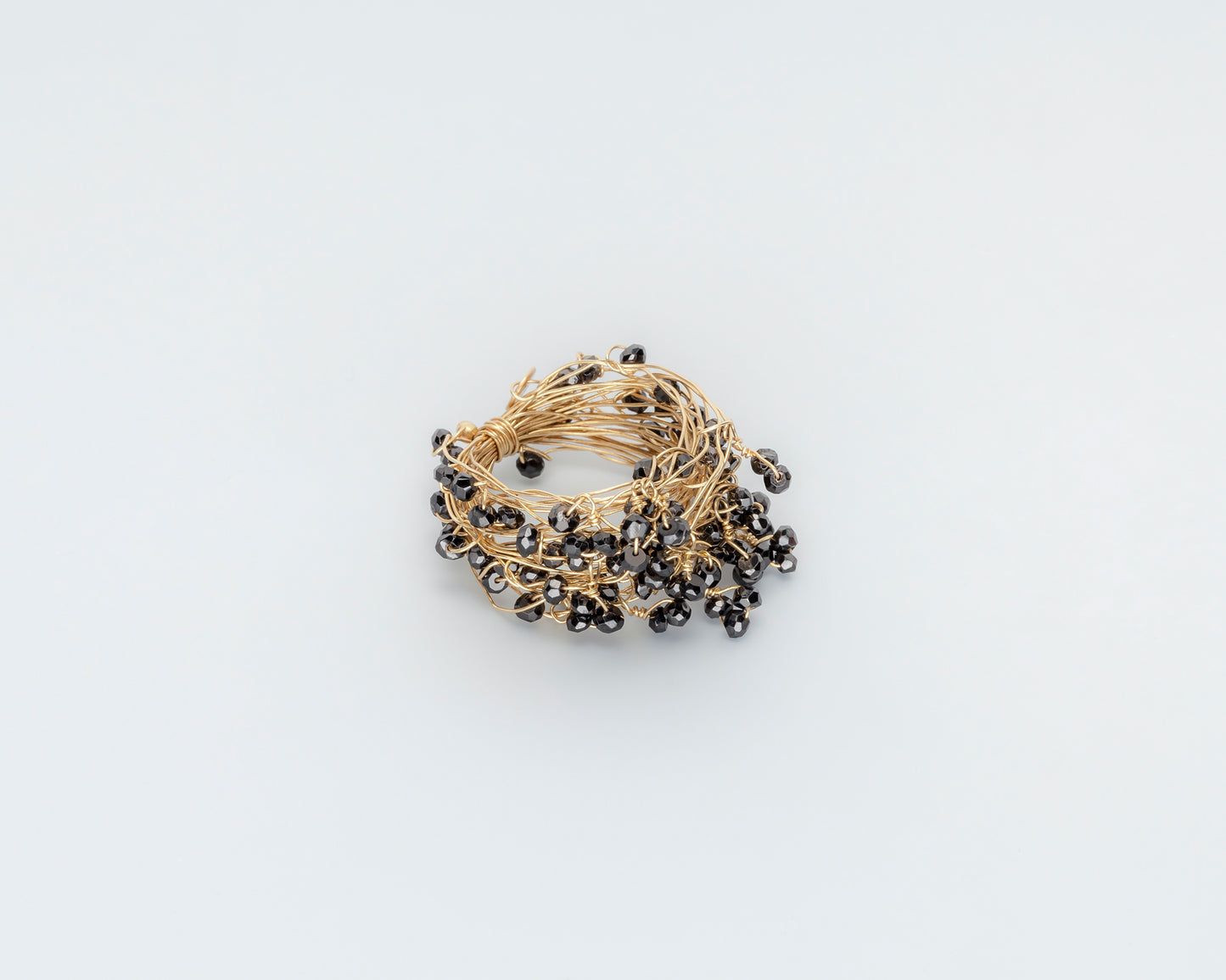 18KT yellow gold ring with black spinels - Mini Knots