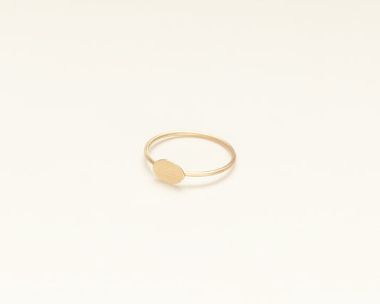 18KT thin yellow or white gold ring - Ovalino