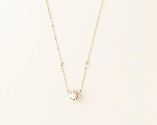 18KT yellow gold pendant necklace with akoya pearl (diameter 5,7MM) - Prisma N