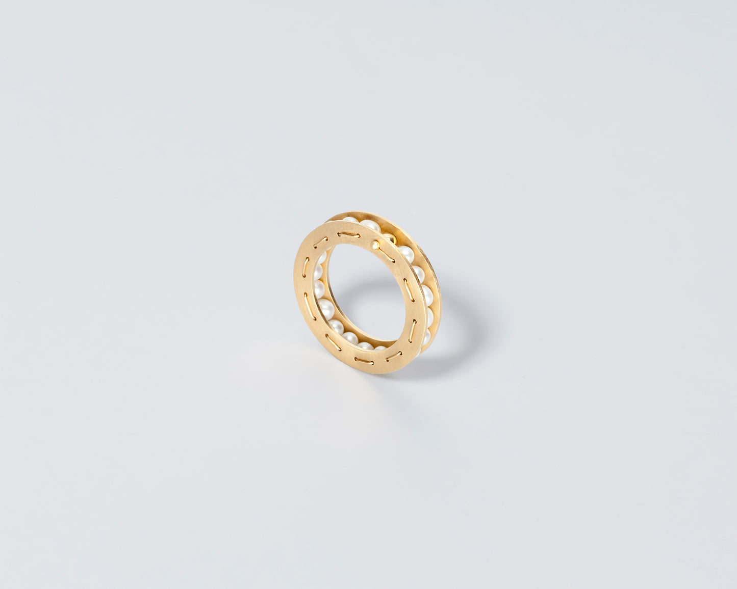 18KT yellow gold ring with freshwater pearls – Sfere