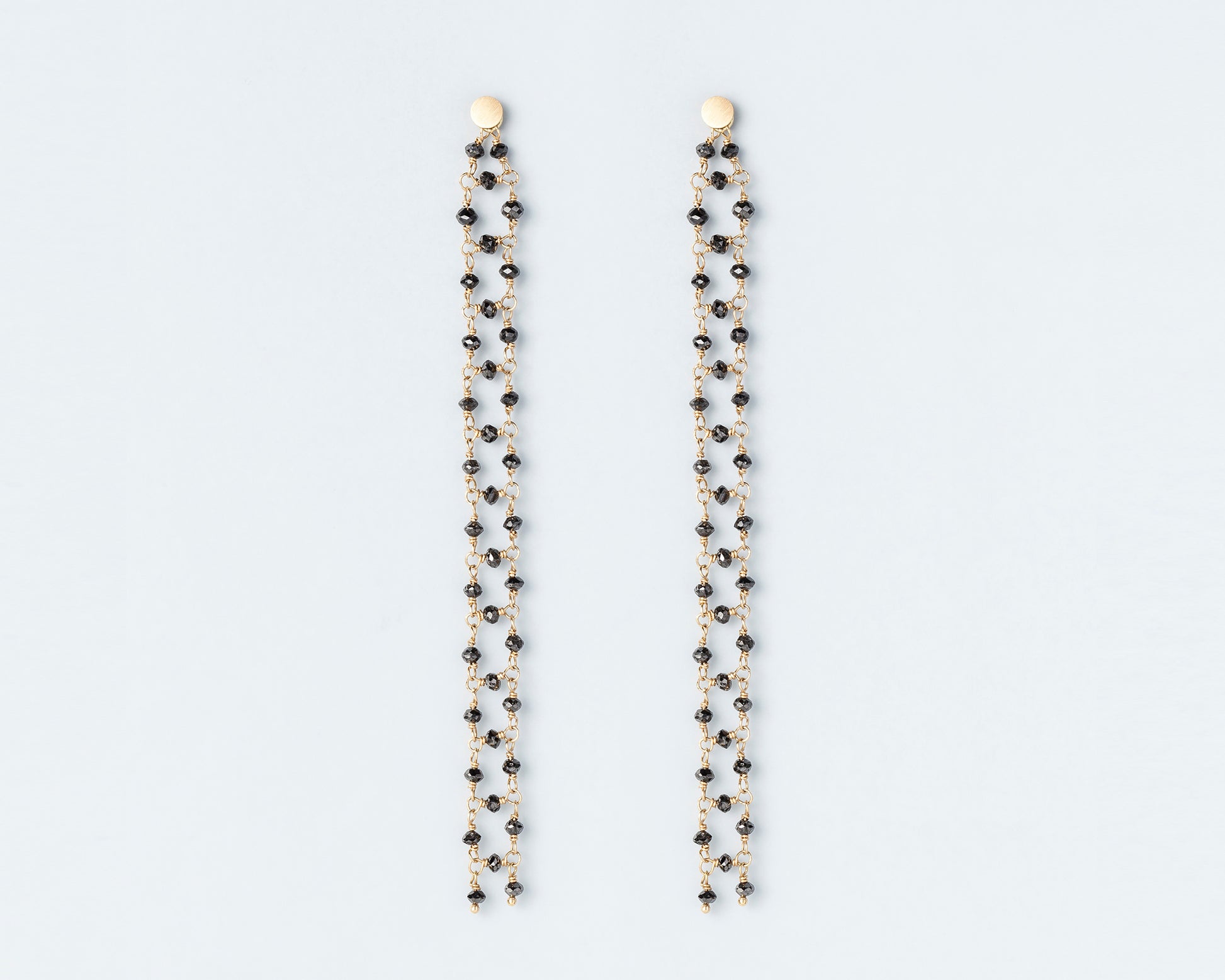 18KT yellow gold earrings with black spinels - Up