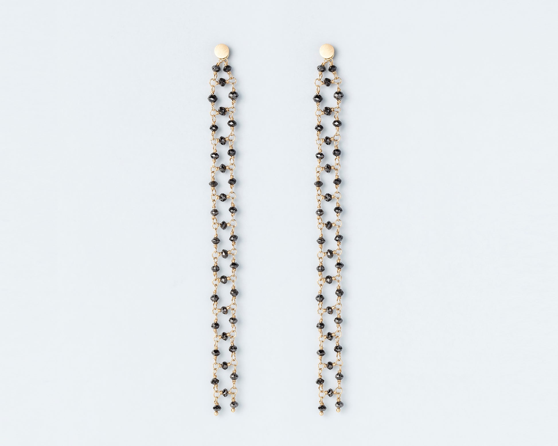 18KT yellow gold earrings with black spinels - Up