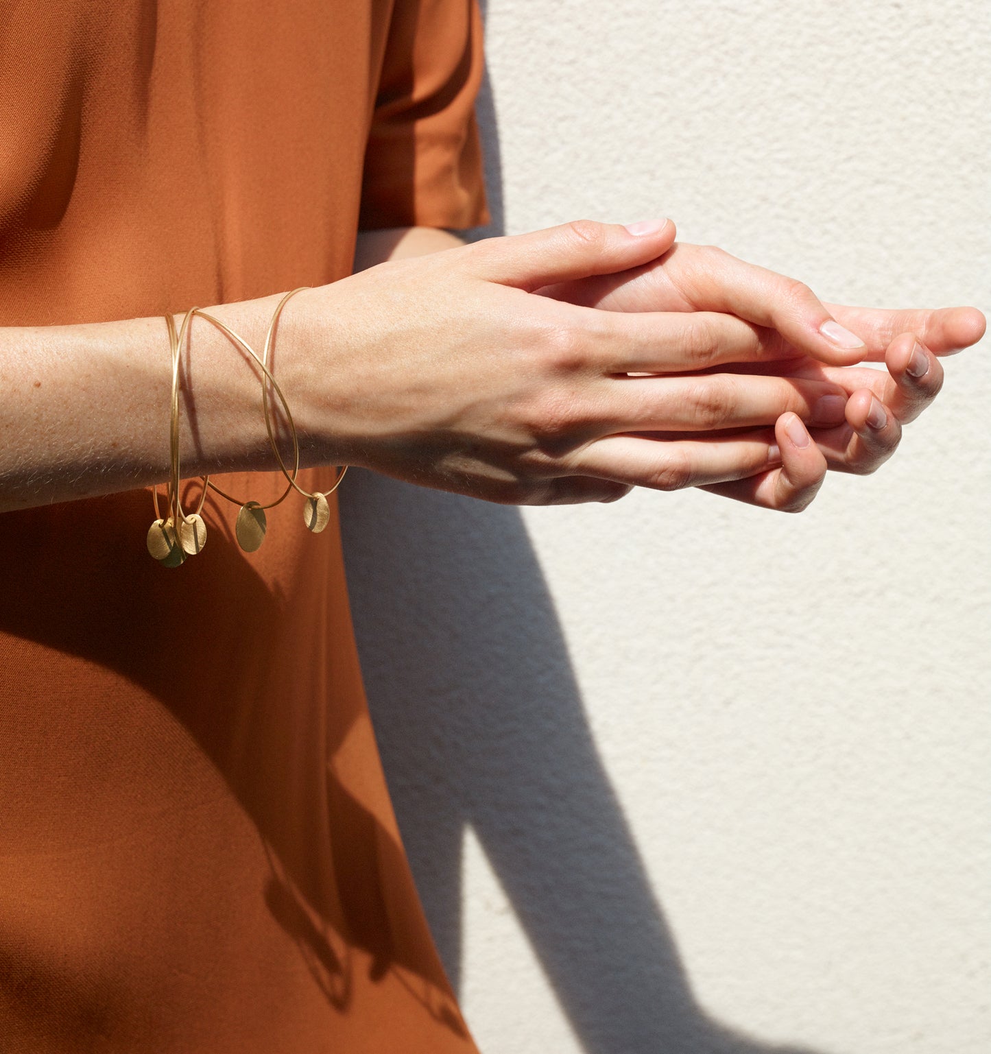 18KT charms bracelet in yellow gold - Din Don