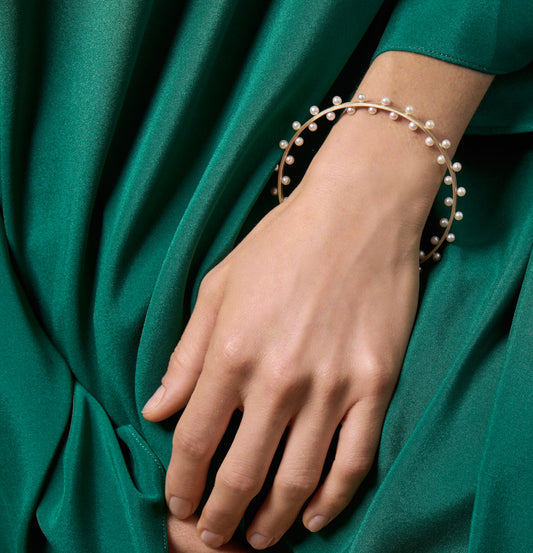 18KT yellow, white or rose gold bracelet with freshwater pearls - In-Out