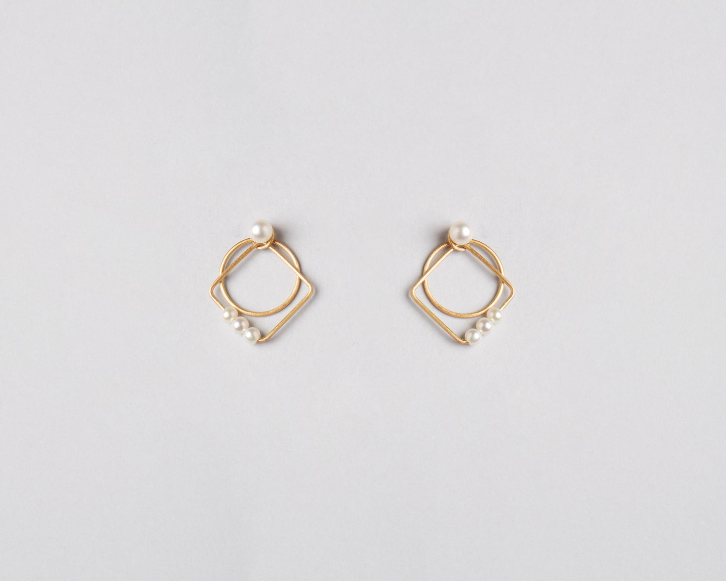 18KT gold earrings with freshwater pearls - All together E