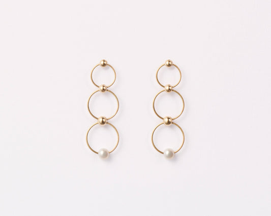 18KT yellow gold hanging earrings whit freshwater pearls - Leda