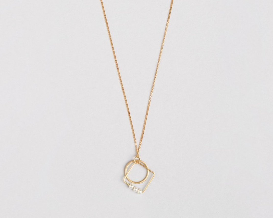 18KT gold necklace with freshwater pearls - All together