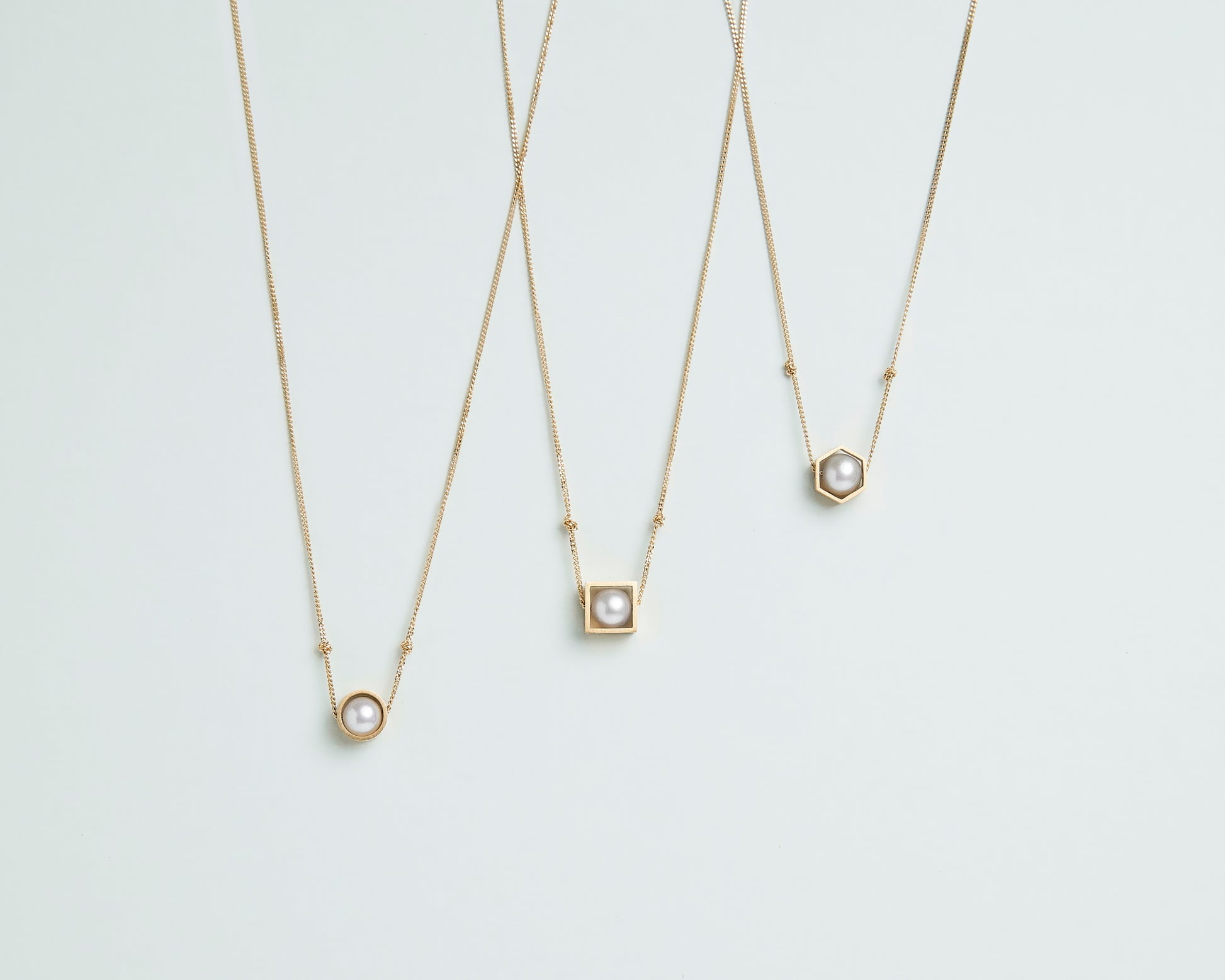 18KT yellow gold pendant necklace with akoya pearl (diameter 5,7MM) - Prisma N