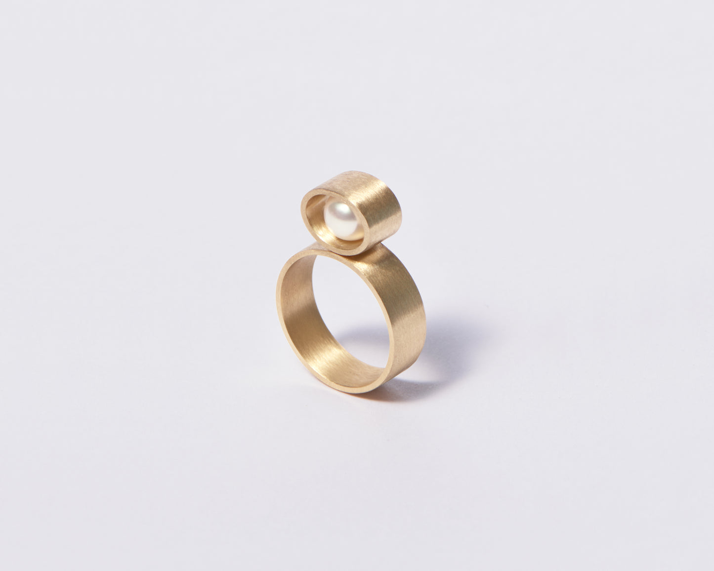 18KT yellow gold band ring with akoya pearl - Moon R