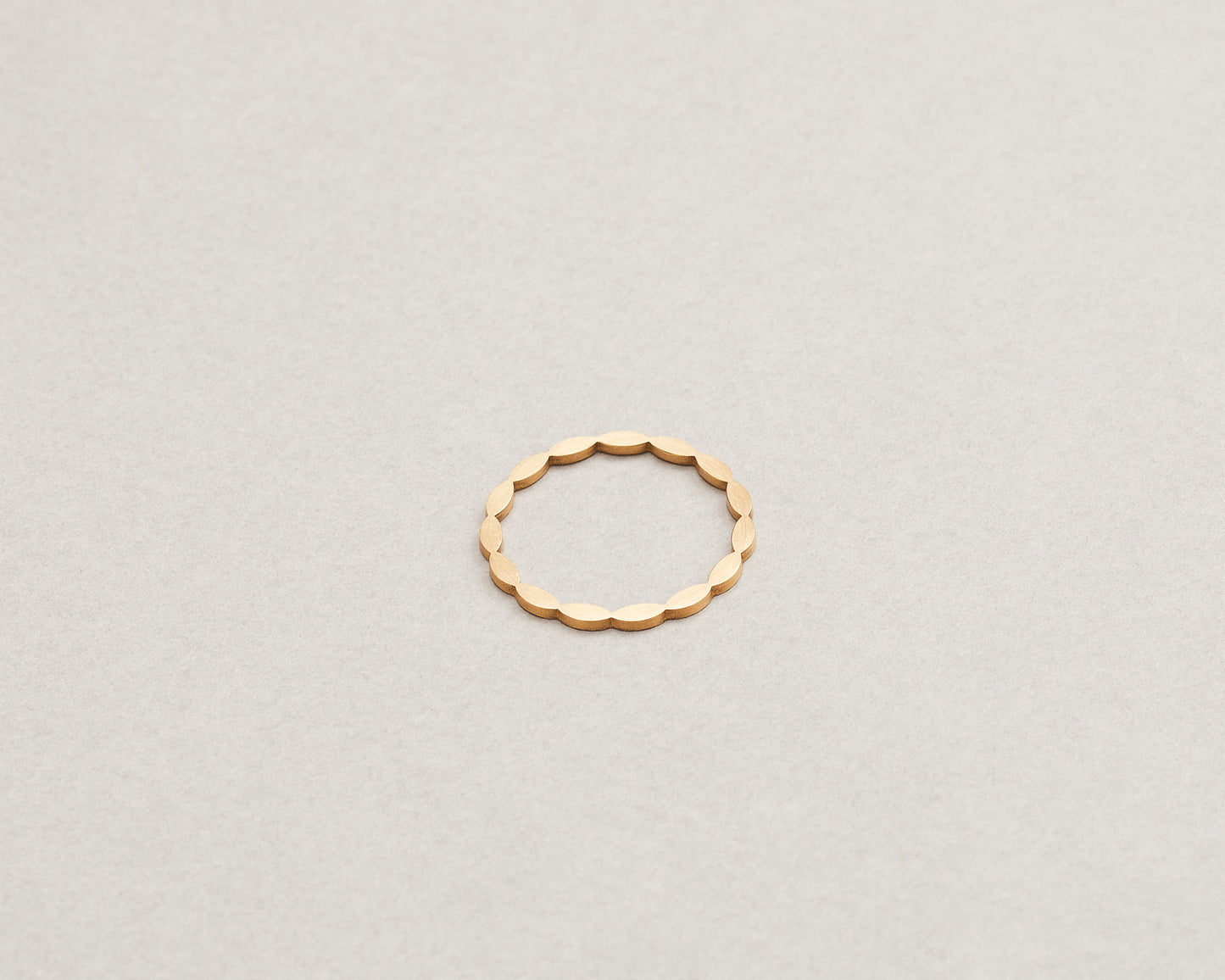 18KT yellow gold ring - Ogiva R2