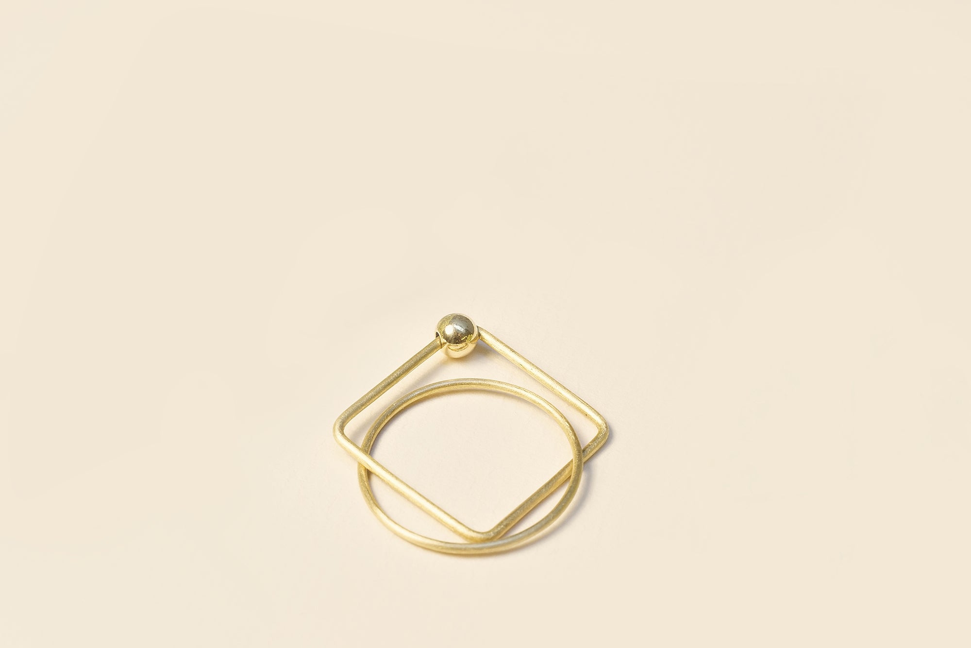 18KT gold ring - Amalthea