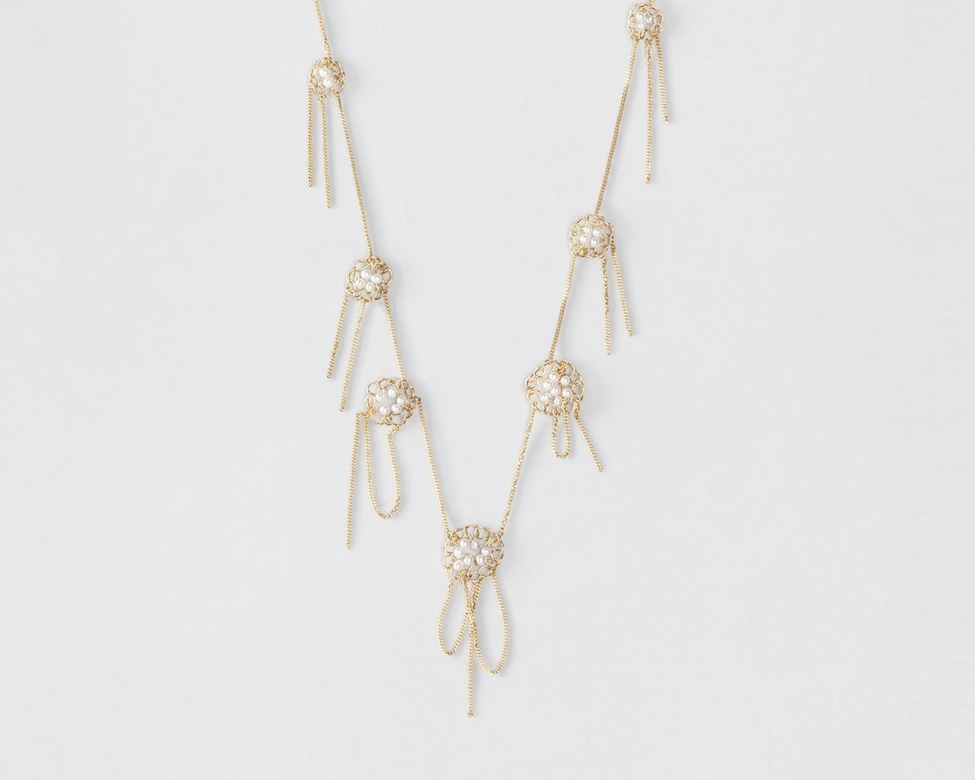 18KT yellow gold chained studs necklace with freshwater pearls - Teodolinda N