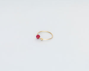18KT thin yelllow gold ring with ruby - Toi Rubino