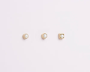 18KT yellow gold stud earrings with pearls (diameter 5,4MM) - Cilindro E