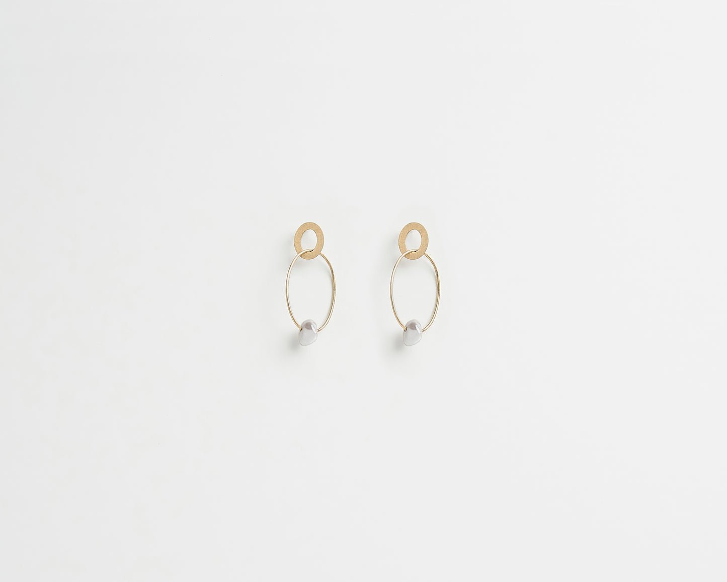 18KT yellow gold hanging earrings with keshi pearls - Insieme 2E