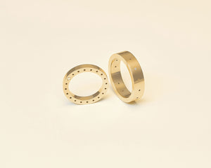 18KT yellow gold and diamonds wedding ring - Sides Holes