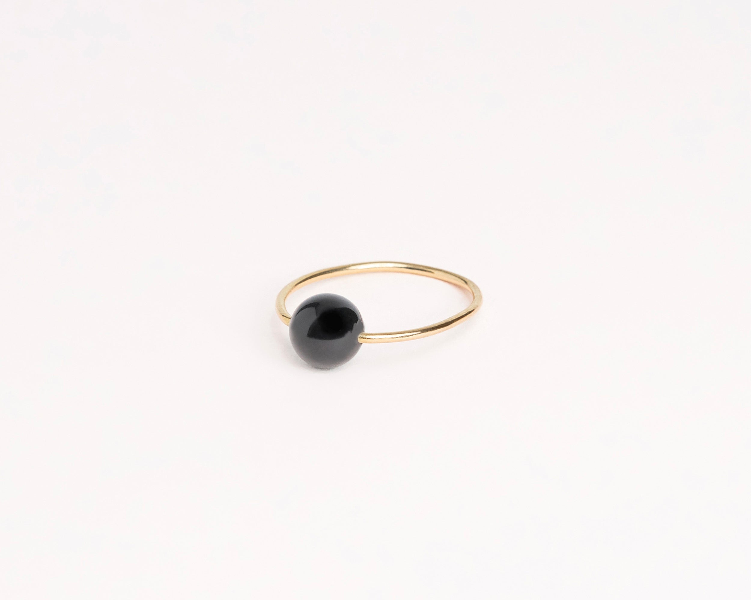 18KT yellow gold ring with onyx stone - Ovale Onice